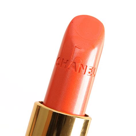 chanel sari dore lipstick.